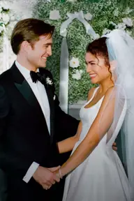 Affiche 5 de The Drama