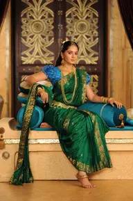 Affiche 2 de La Légende de Baahubali – L’épopée